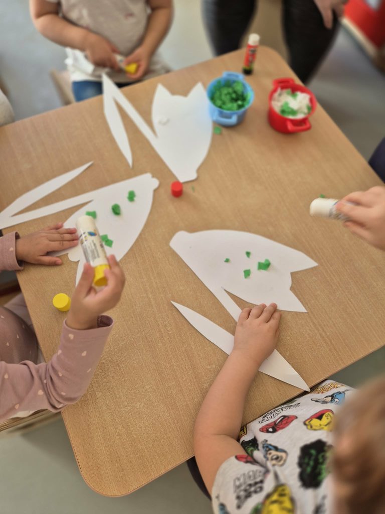 Tücsök-lak Bölcsőde – bölcsődei életkép